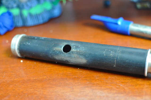 A shameful head joint 