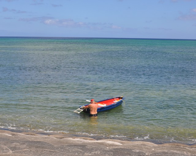 Ooh, it makes me wonder, Ooh, it really makes me wonder. 