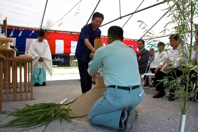 The architect practices vampire extermination