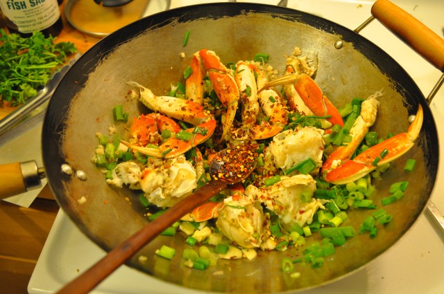 Boiled beef and carrots, Boiled beef and carrots, That's the stuff for your "Derby Kell", Makes you fit and keeps you well. Don't live like vegetarians On food they give to parrots, Blow out your kite, from Morn 'til night, On boiled beef and carrots.