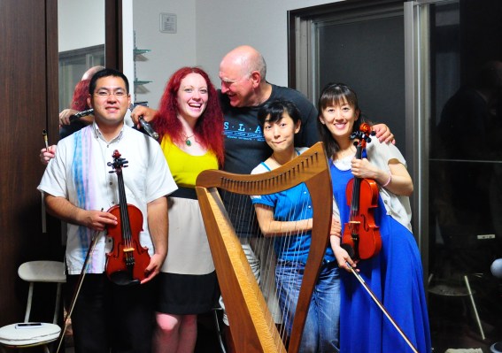 Harp, two fiddles, whistle , flute