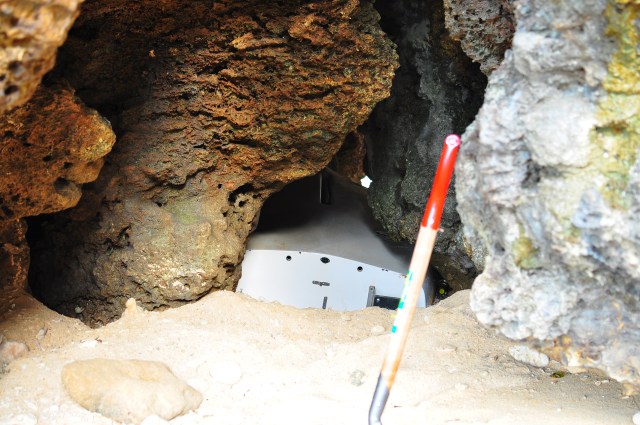 Clowns to left of me Jokers to the right Here I am, stuck in the middle  